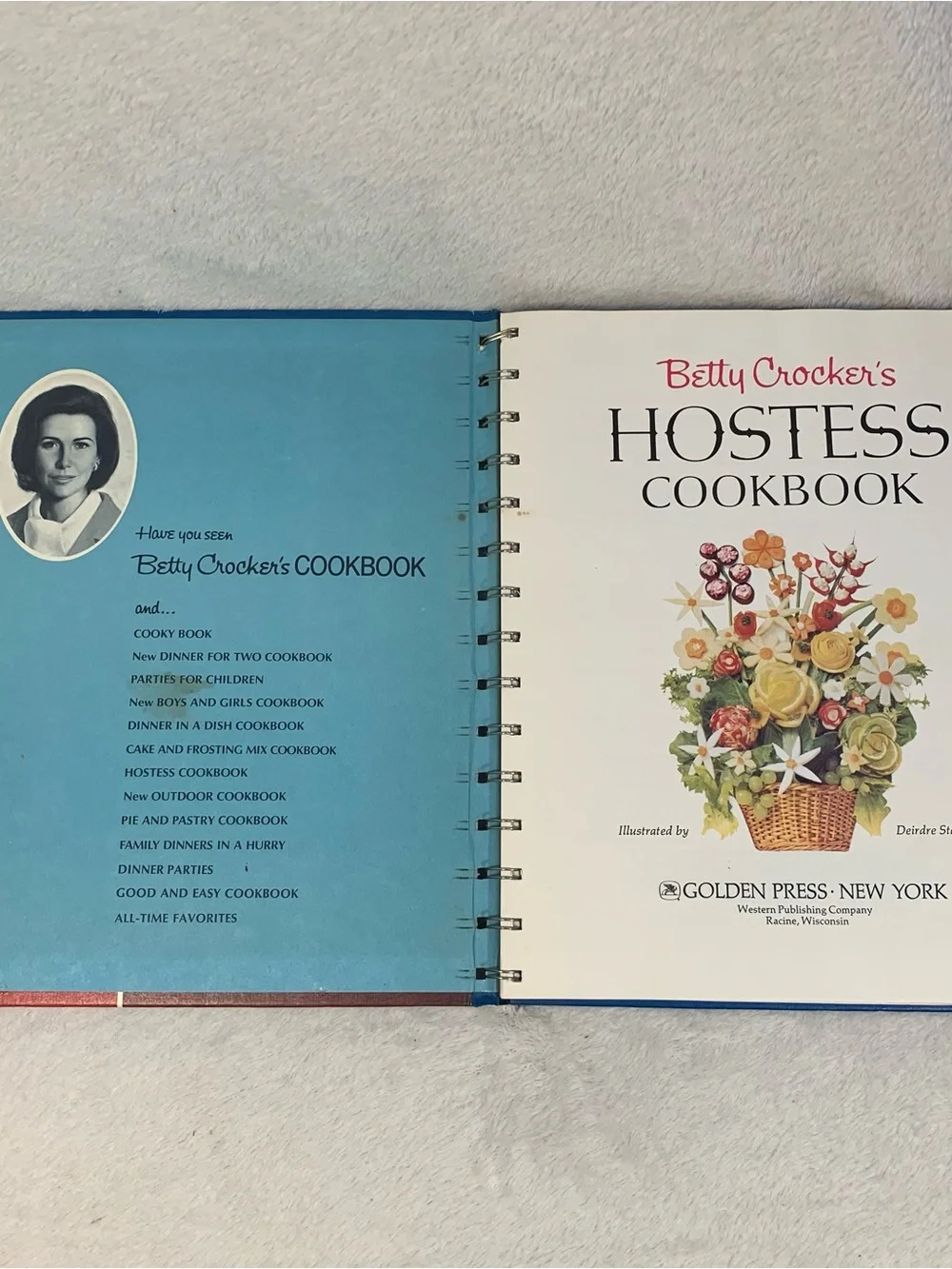 Vintage Betty Crocker Hostess Cookbook Golden Press 1972 5th Spiral Bound